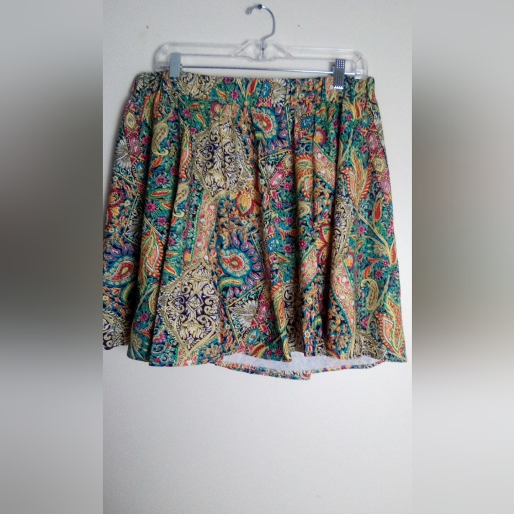 Floral Patterned Skirt SIZE XXL - Picture 3 of 8